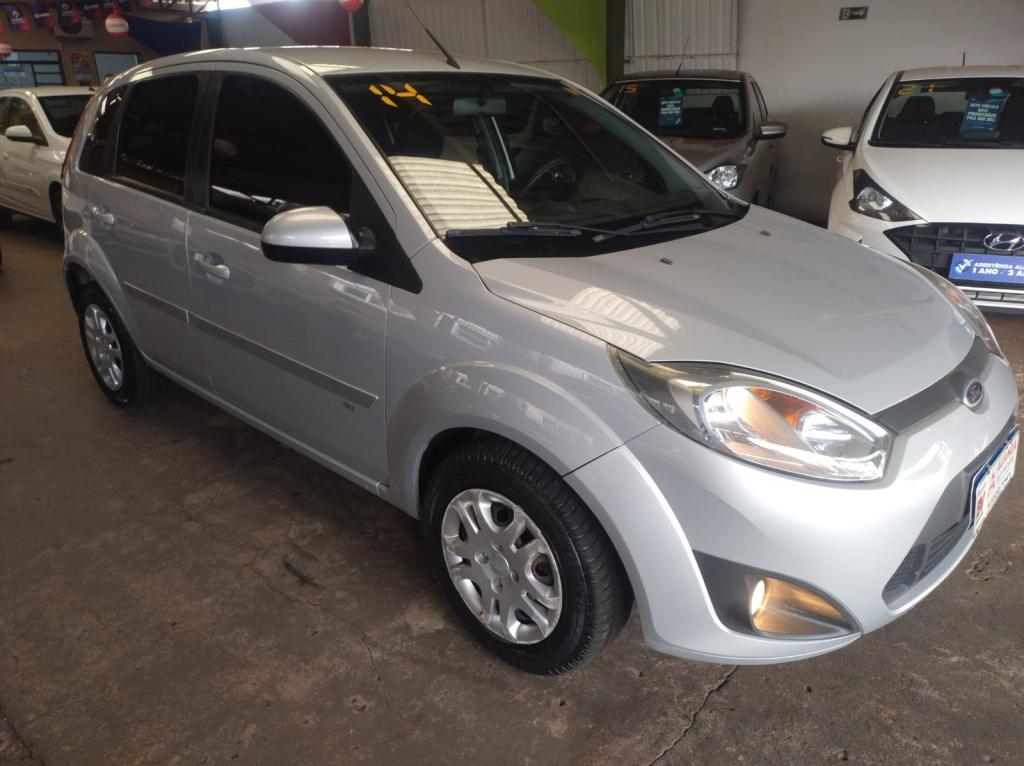FORD Fiesta Hatch - Foto
