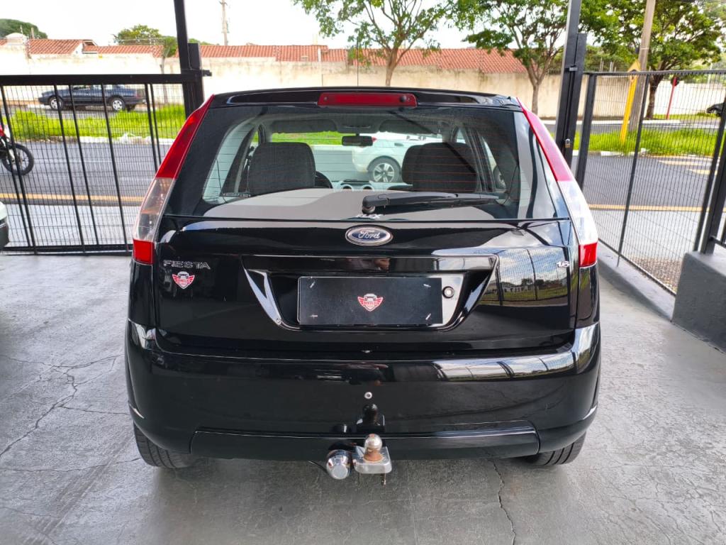 FORD Fiesta Hatch - Foto