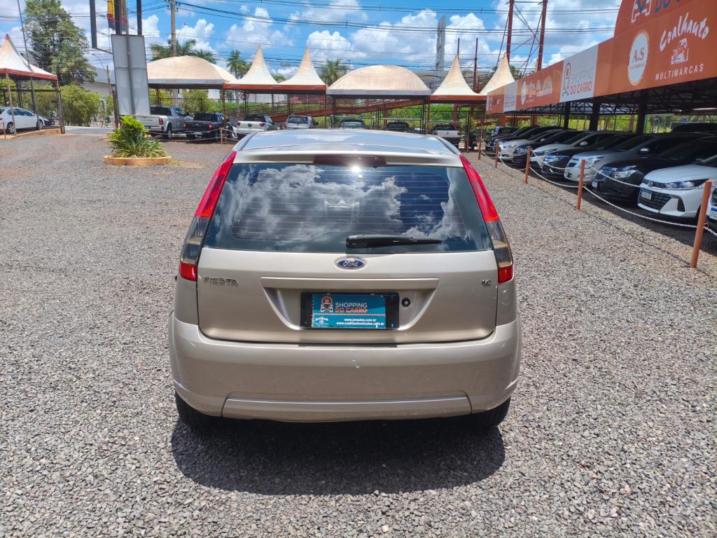 FORD Fiesta Hatch - Foto