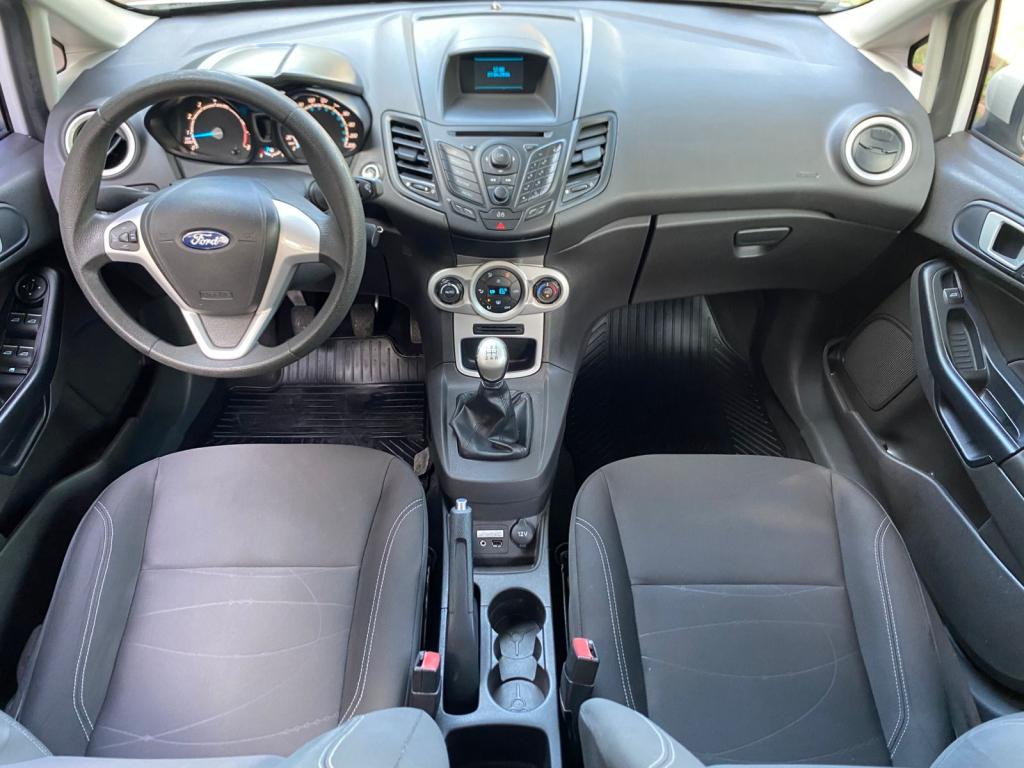 FORD Fiesta Hatch - Foto