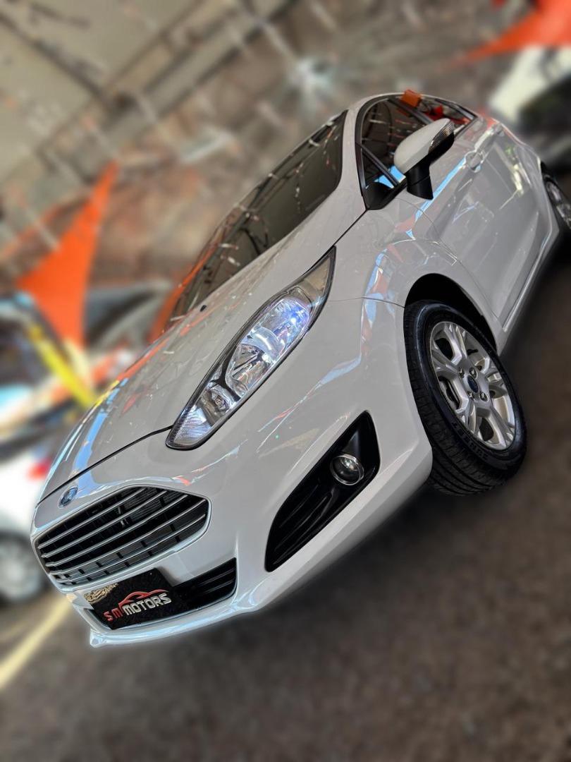 FORD Fiesta Hatch - Foto