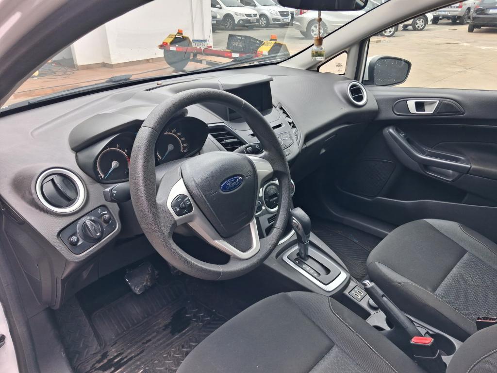 FORD Fiesta Hatch - Foto