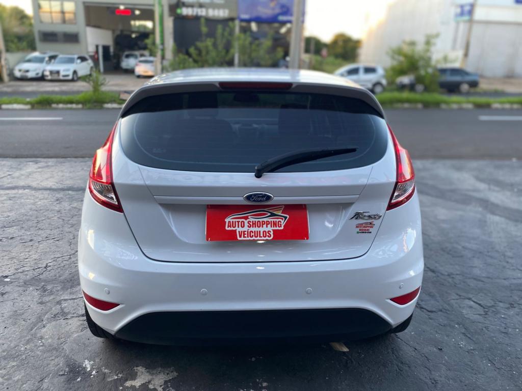 FORD Fiesta Hatch - Foto