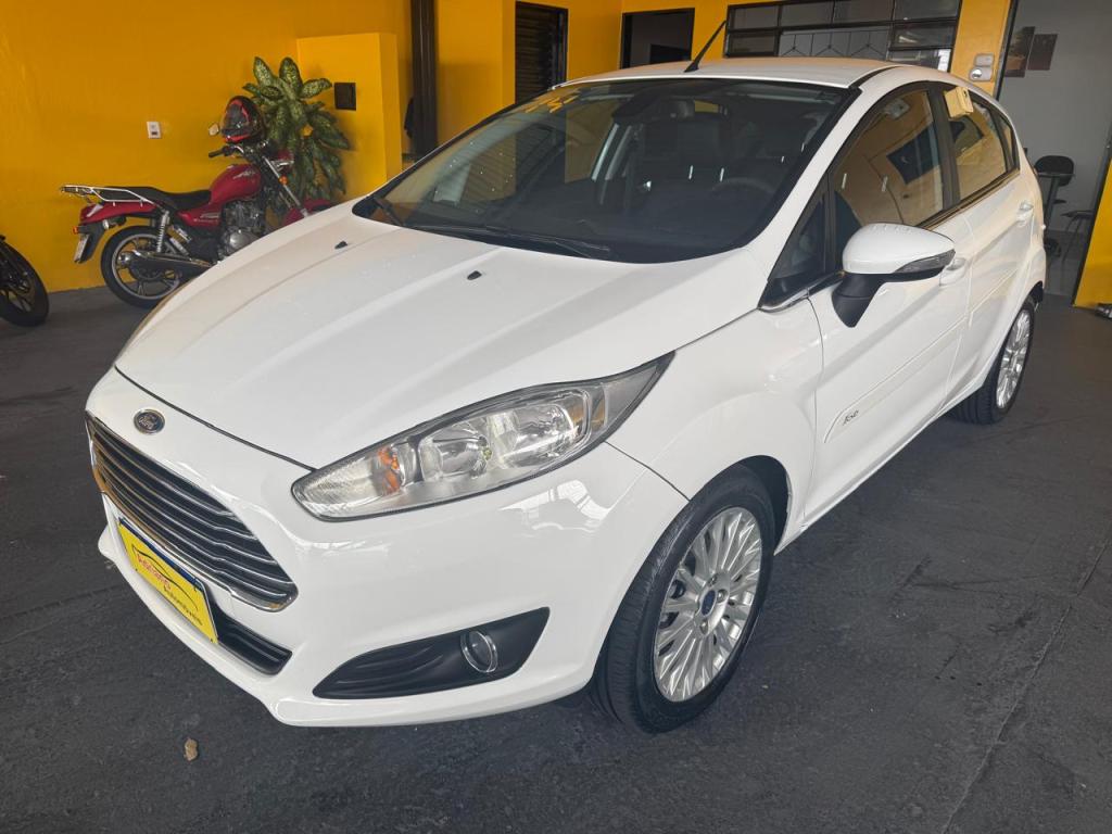 FORD Fiesta Hatch - Foto