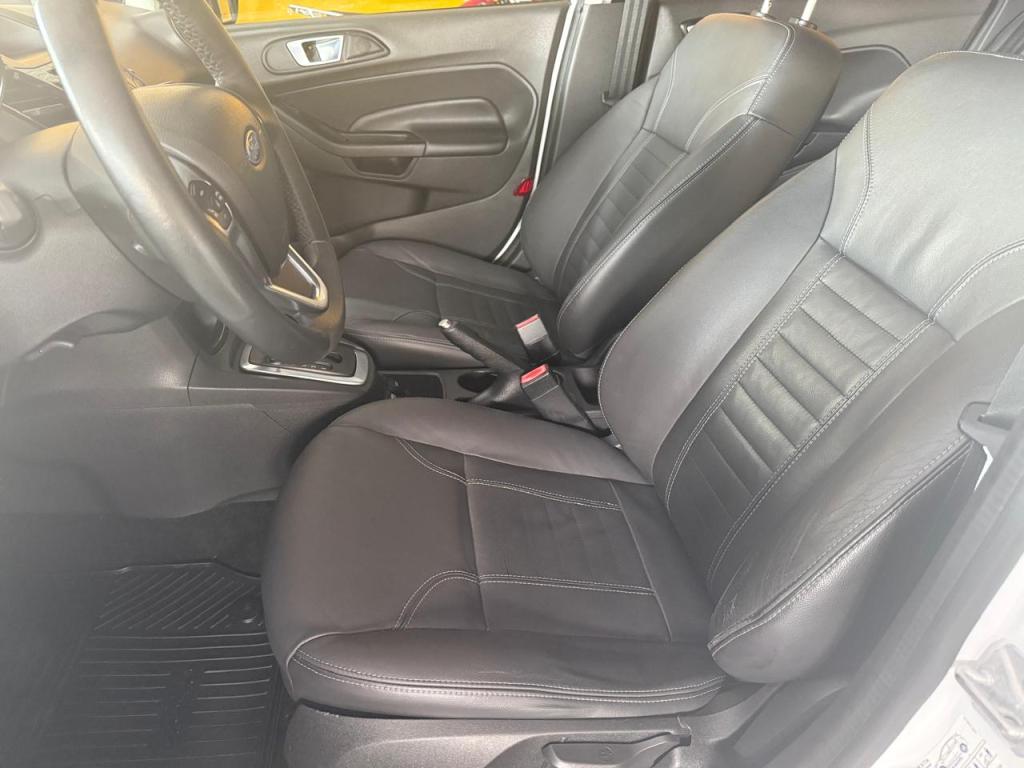 FORD Fiesta Hatch - Foto