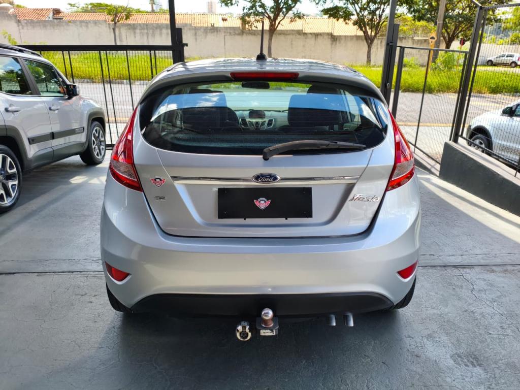 FORD Fiesta Hatch - Foto