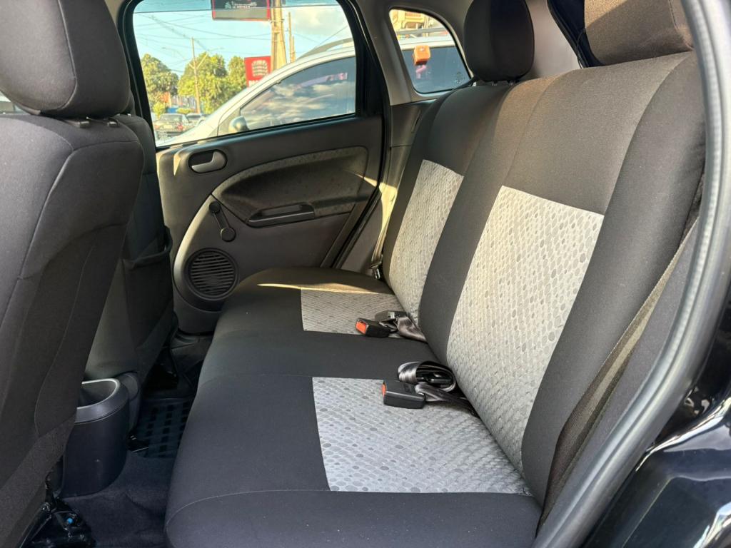 FORD Fiesta Hatch - Foto