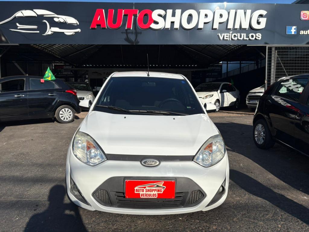 FORD Fiesta Hatch - Foto
