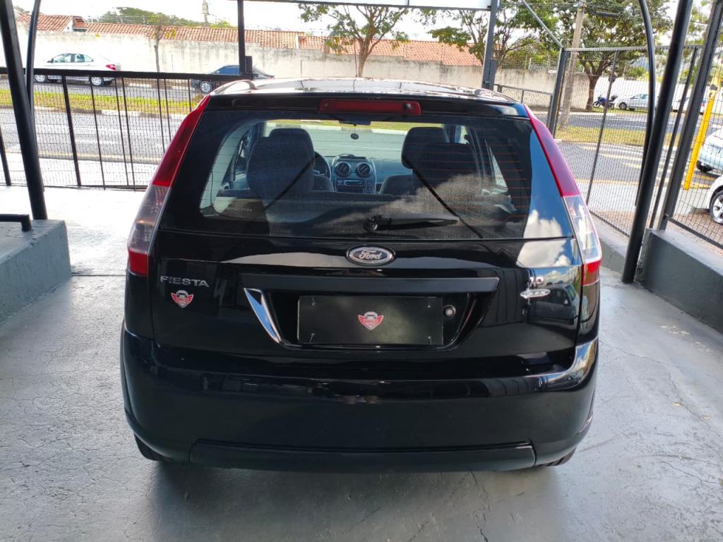 FORD Fiesta Hatch - Foto