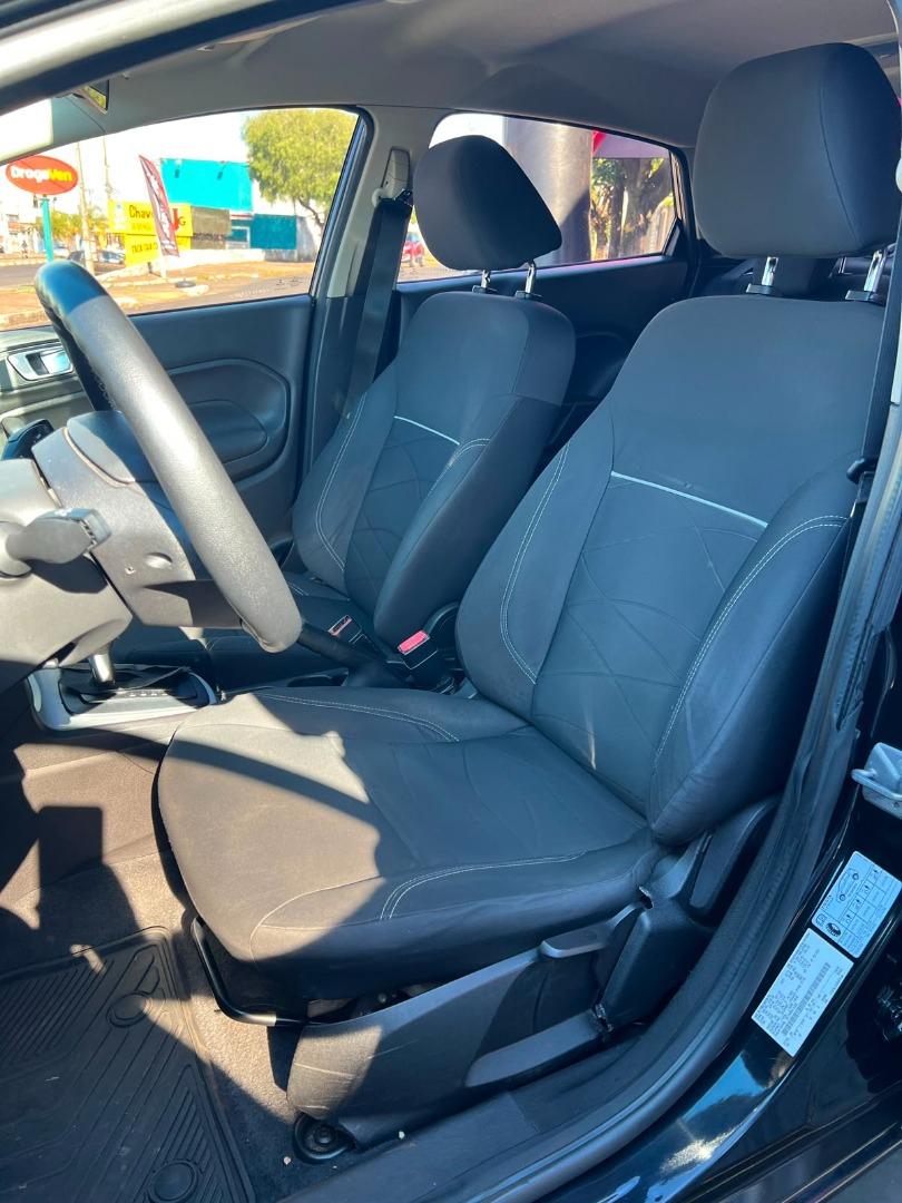 FORD Fiesta Hatch - Foto