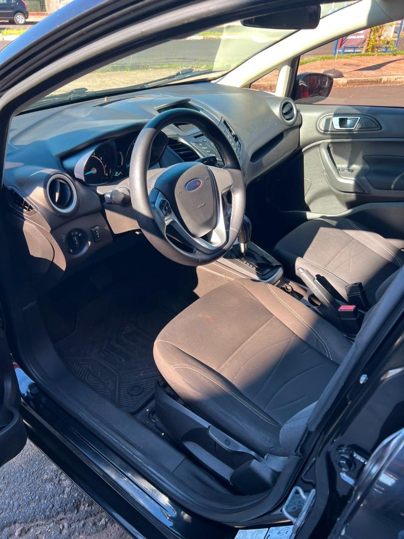 FORD Fiesta Hatch - Foto