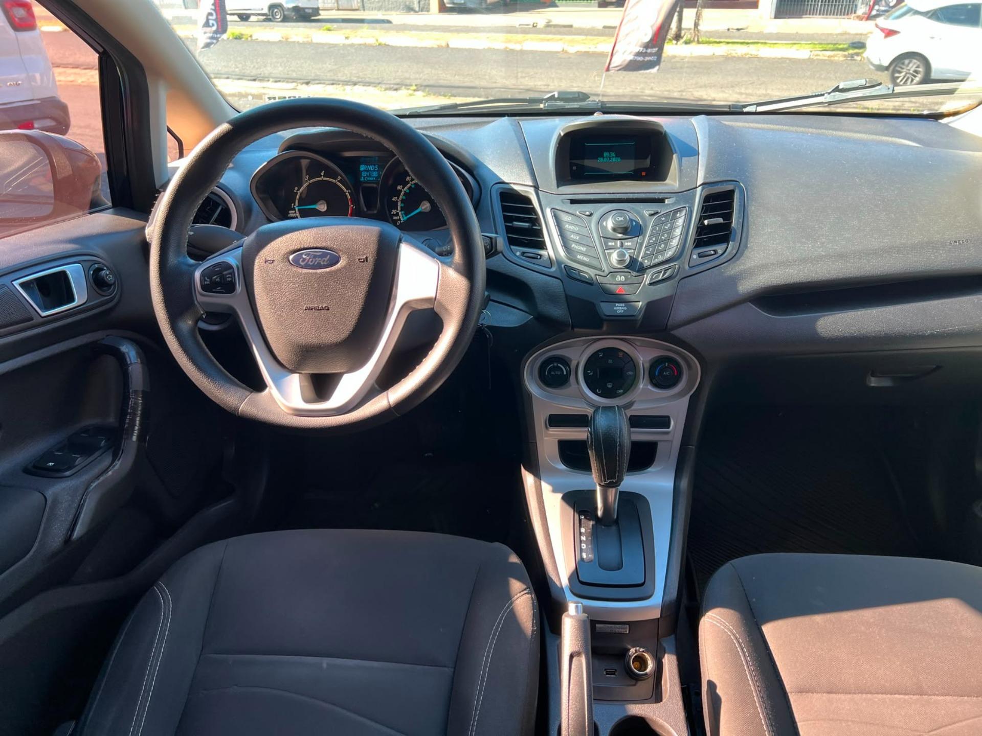 FORD Fiesta Hatch - Foto
