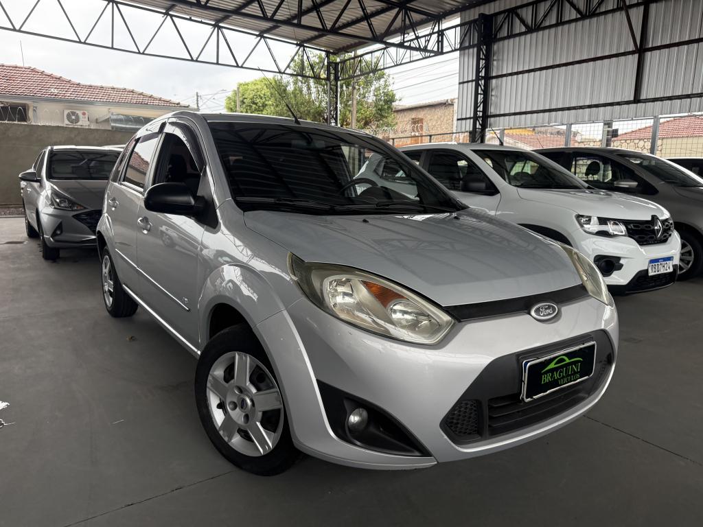 FORD Fiesta Hatch - Foto