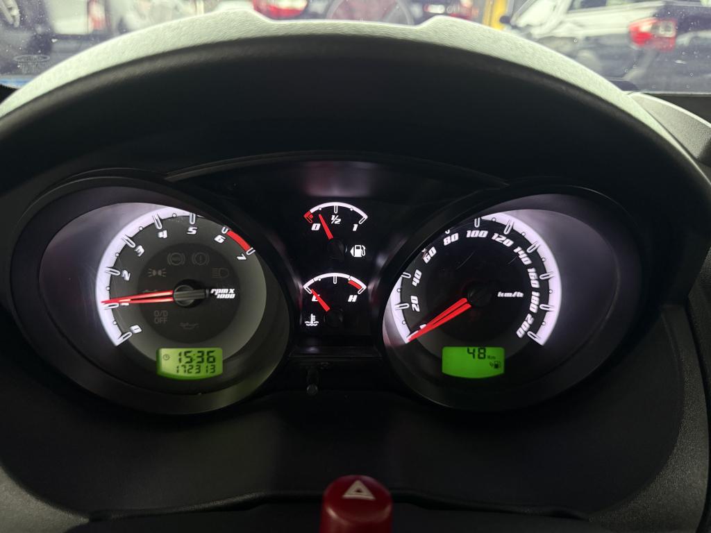 FORD Fiesta Hatch - Foto
