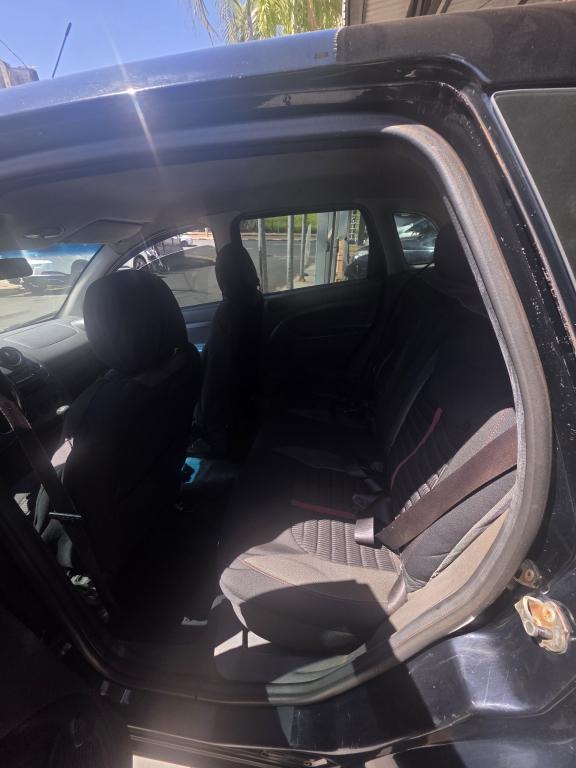 FORD Fiesta Hatch - Foto
