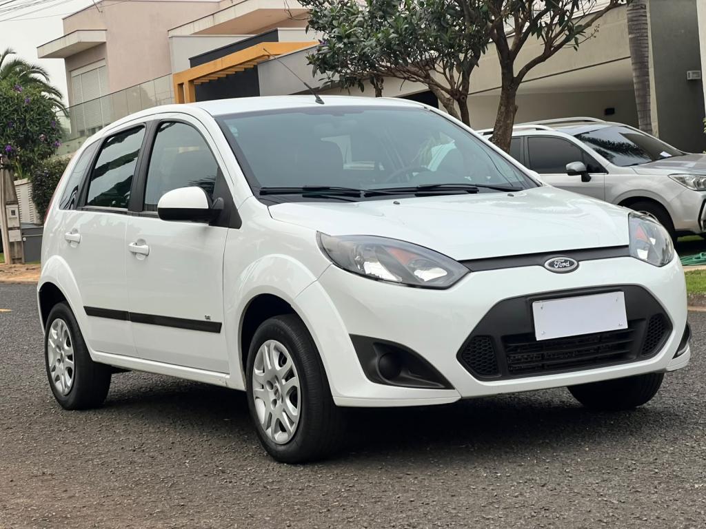 FORD Fiesta Hatch - Foto