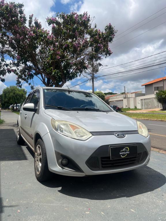 FORD Fiesta Sedan - Foto