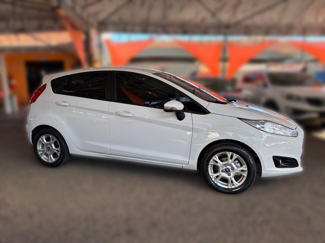 FORD Fiesta Sedan - Foto