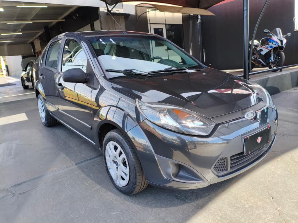 FORD Fiesta Sedan - Foto