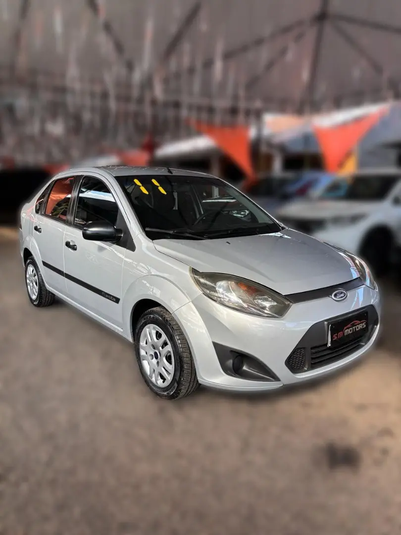 FORD Fiesta Sedan - Foto