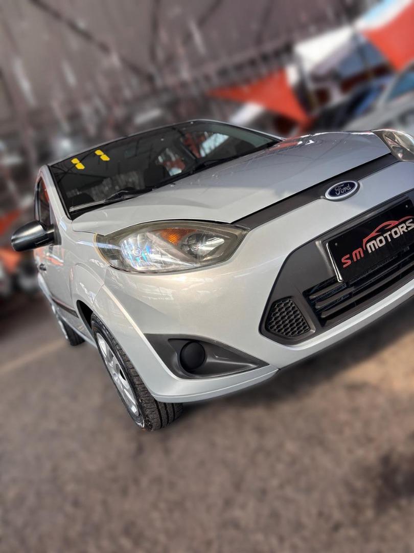 FORD Fiesta Sedan - Foto