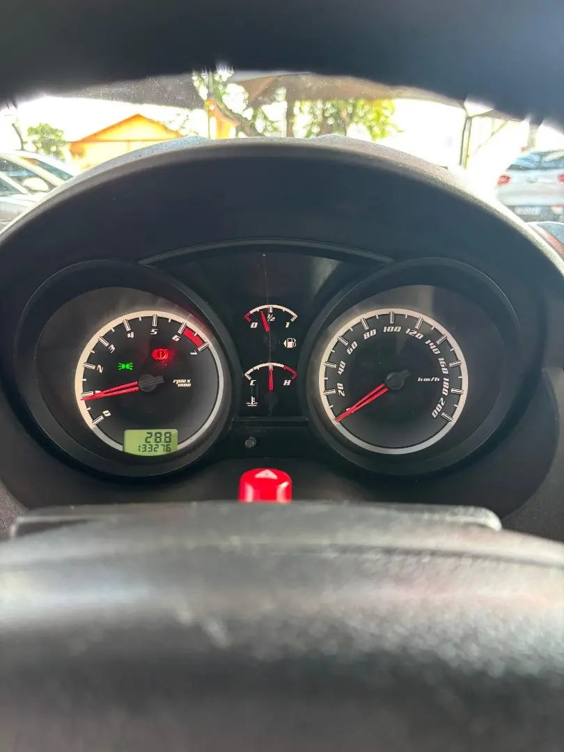FORD Fiesta Sedan - Foto