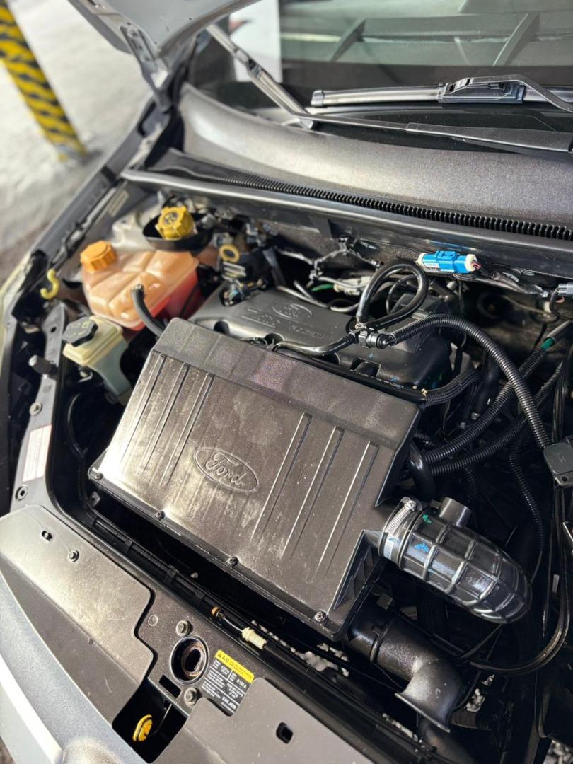 FORD Fiesta Sedan - Foto