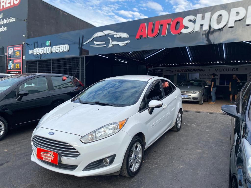 FORD Fiesta Sedan - Foto