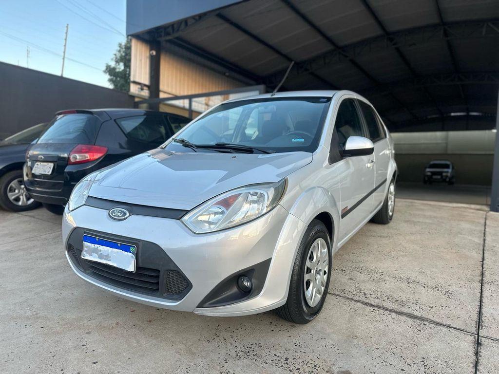 FORD Fiesta Sedan