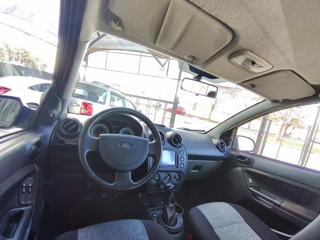 FORD Fiesta Sedan - Foto