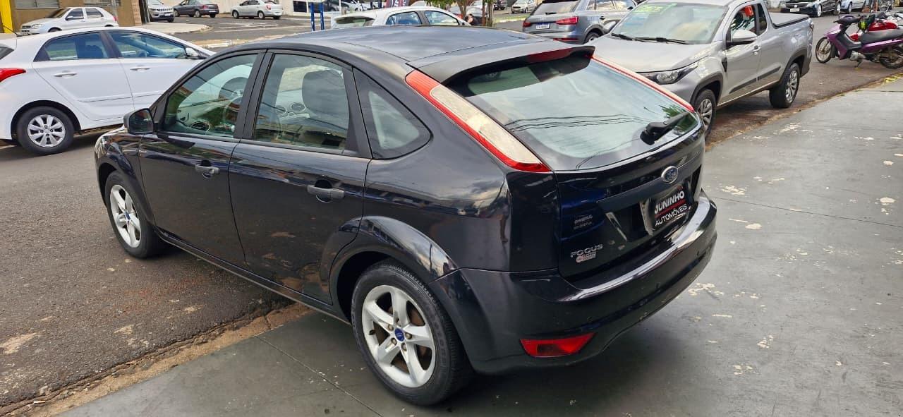 FORD Focus Hatch - Foto