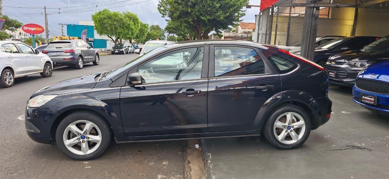 FORD Focus Hatch - Foto
