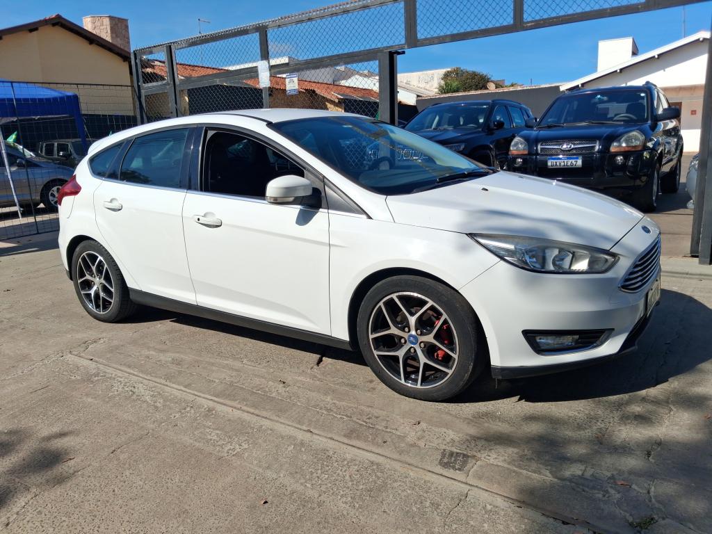 FORD Focus Hatch