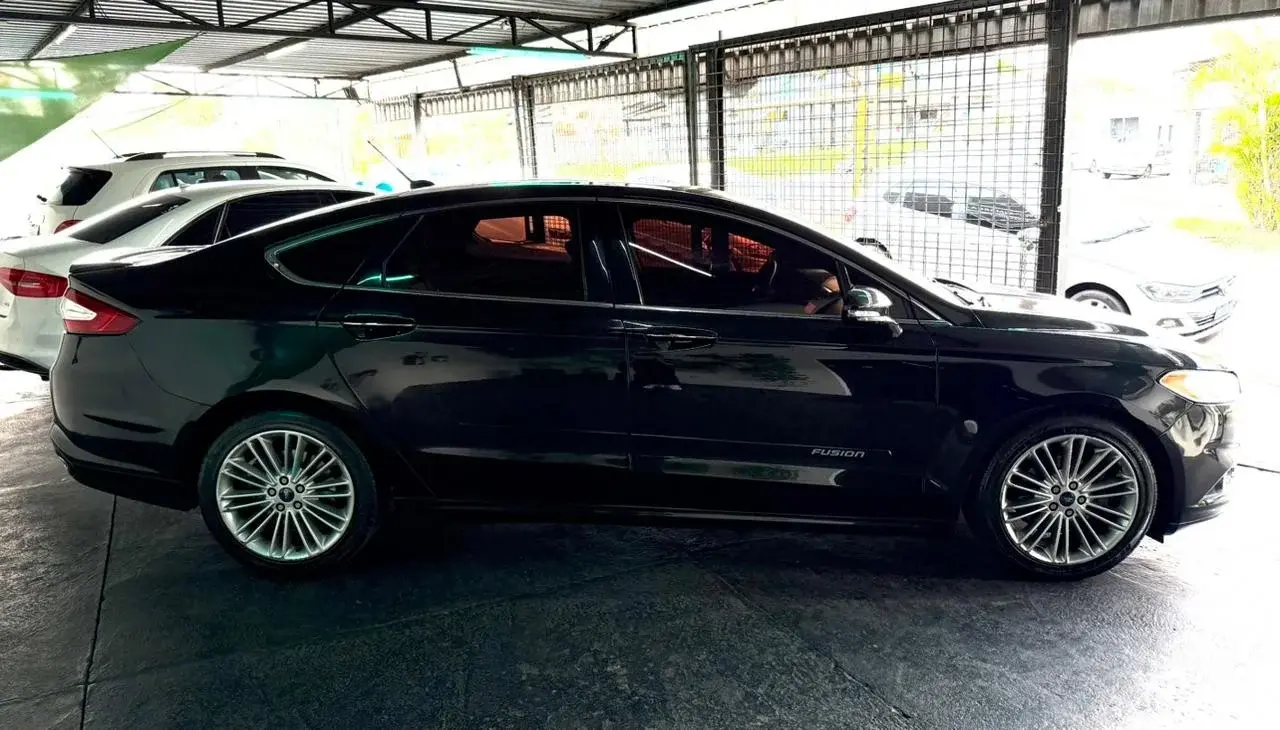 FORD Fusion - Foto