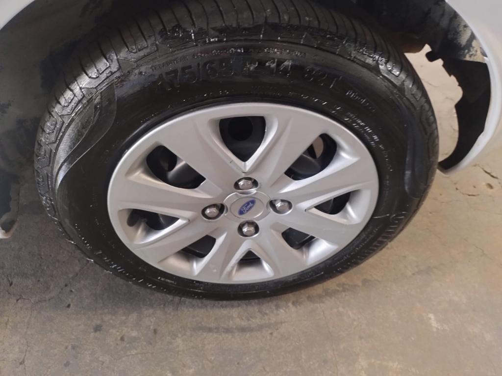 FORD Ka Hatch - Foto