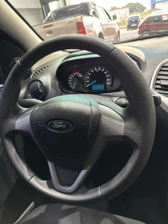 FORD Ka Hatch - Foto