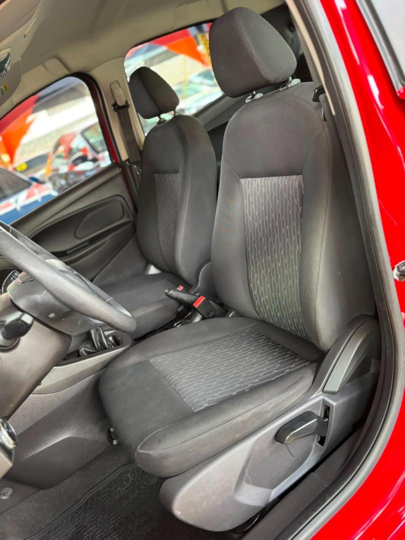 FORD Ka Hatch - Foto