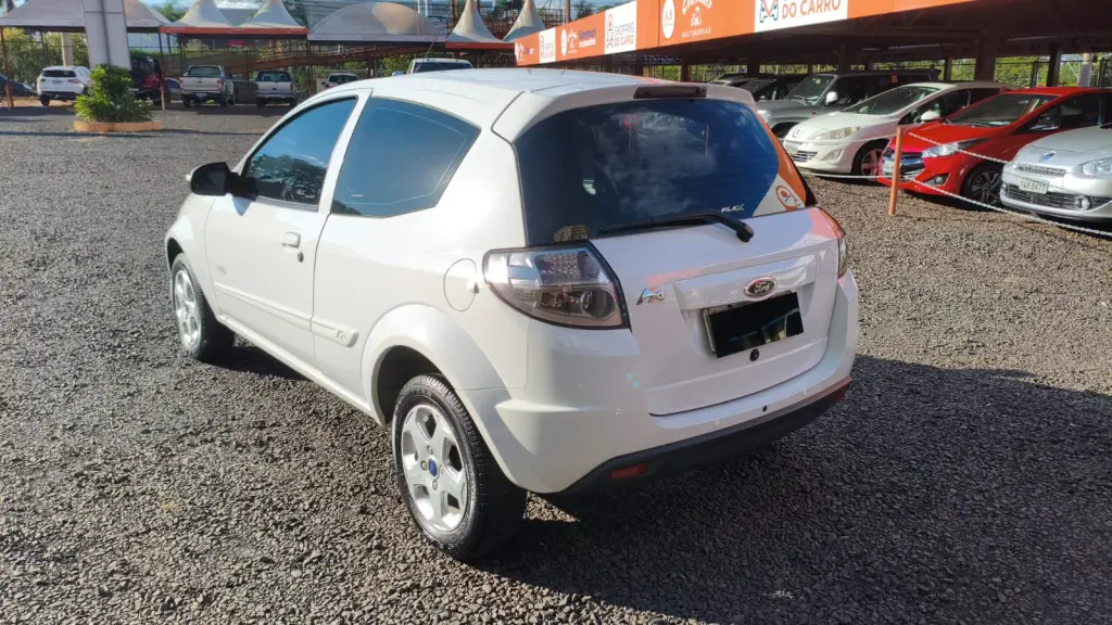 FORD Ka Hatch - Foto