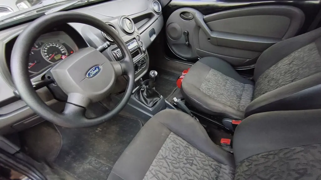 FORD Ka Hatch - Foto