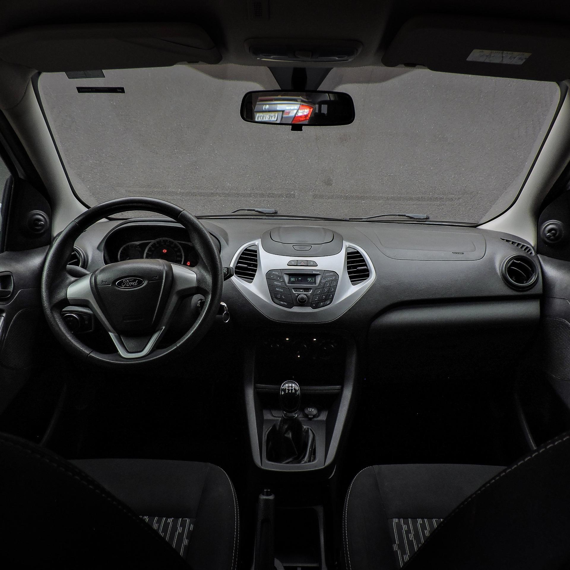 FORD Ka + Sedan - Foto