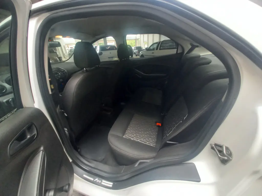 FORD Ka + Sedan - Foto