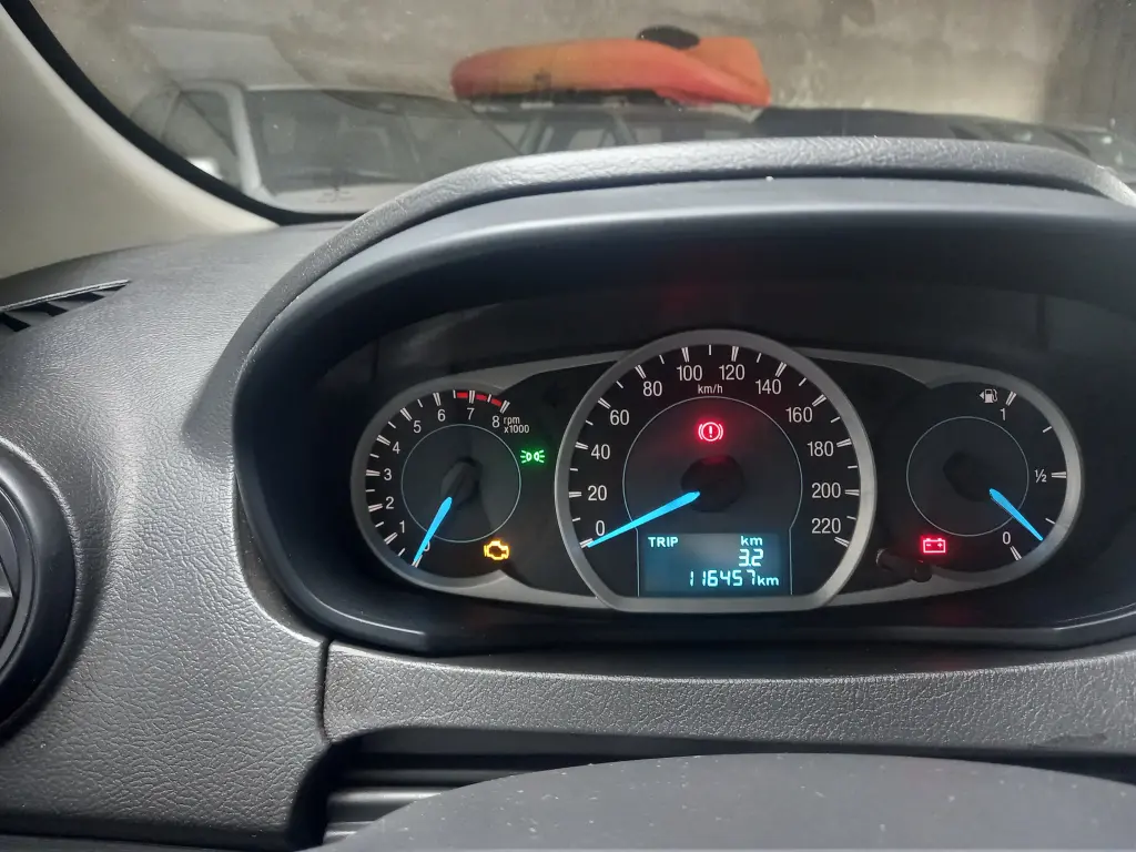 FORD Ka + Sedan - Foto