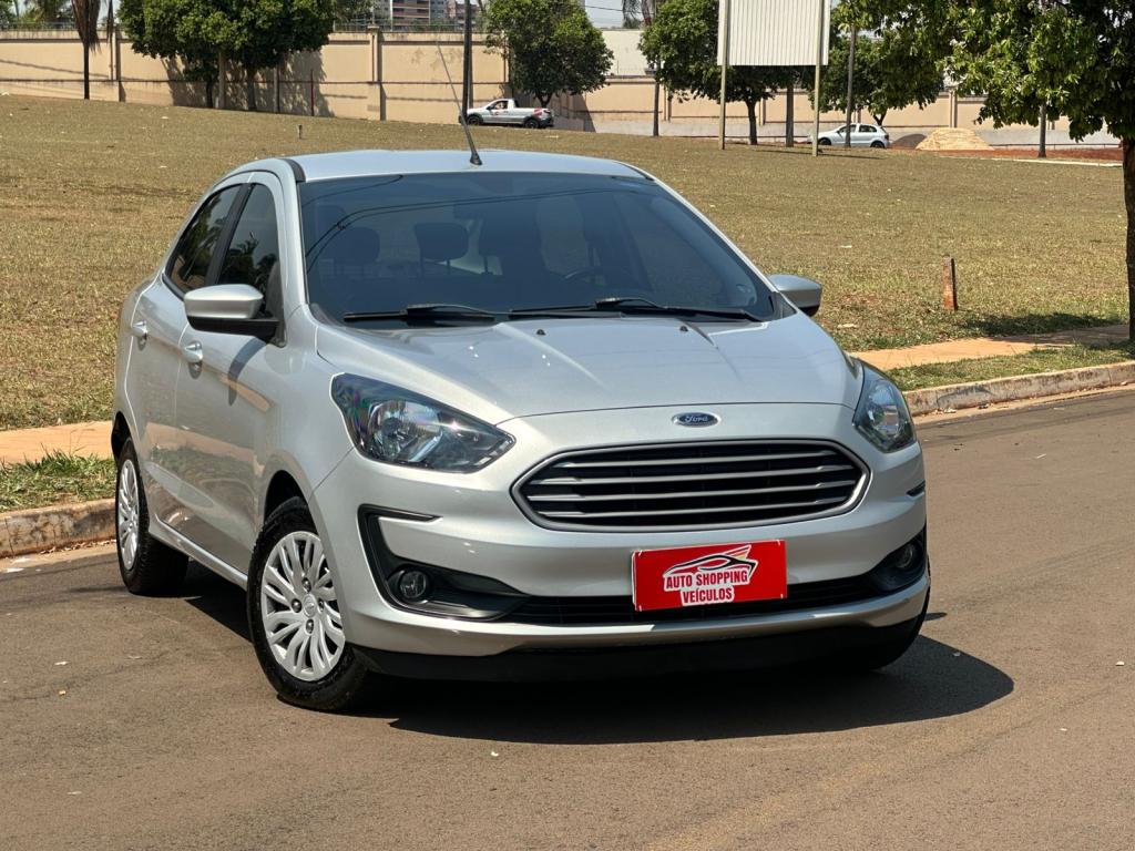 FORD Ka + Sedan - Miniatura