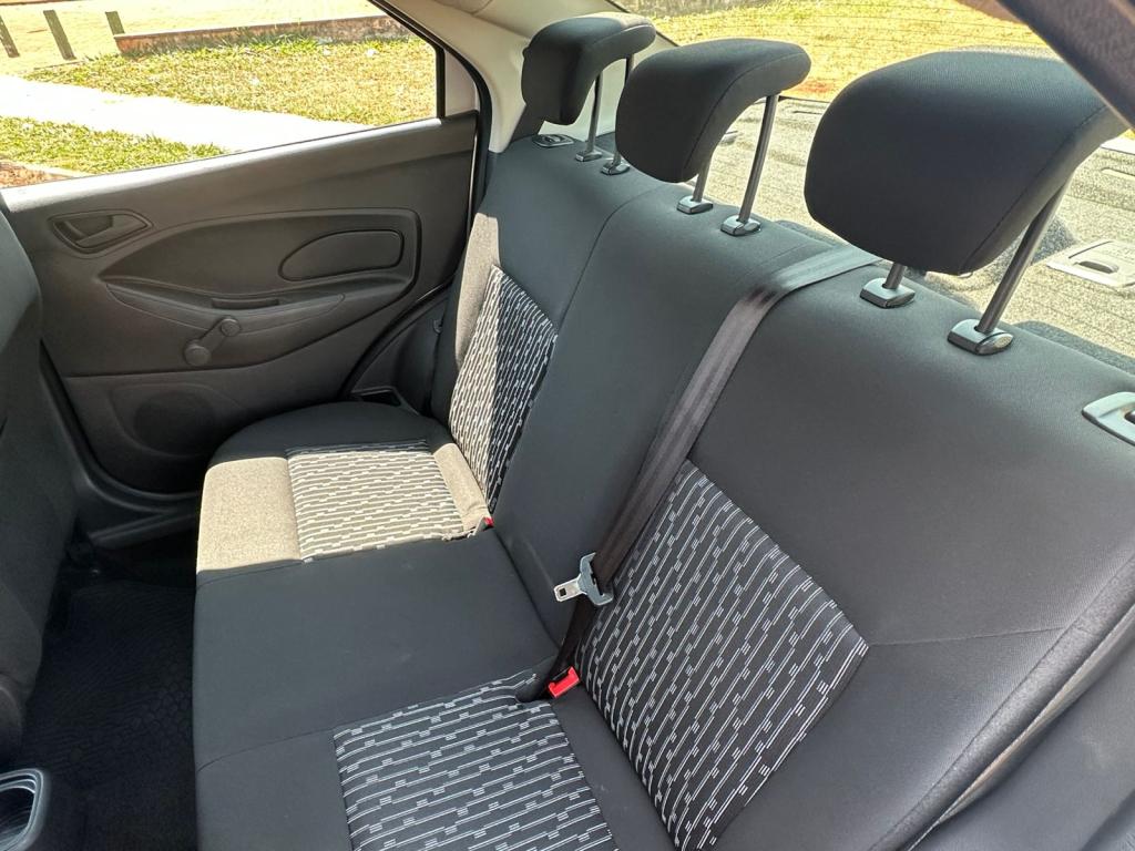 FORD Ka + Sedan - Miniatura