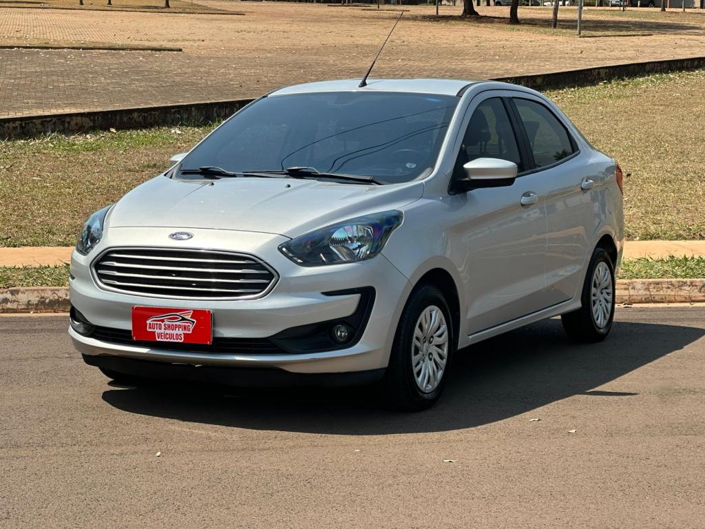 FORD Ka + Sedan - Miniatura