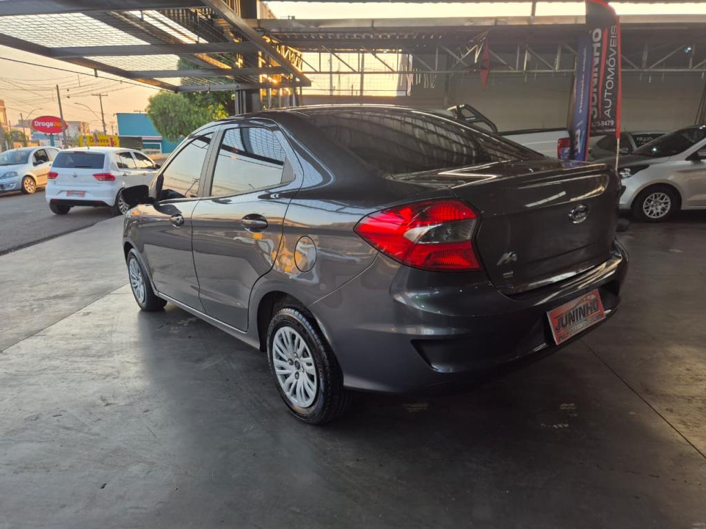 FORD Ka + Sedan - Foto