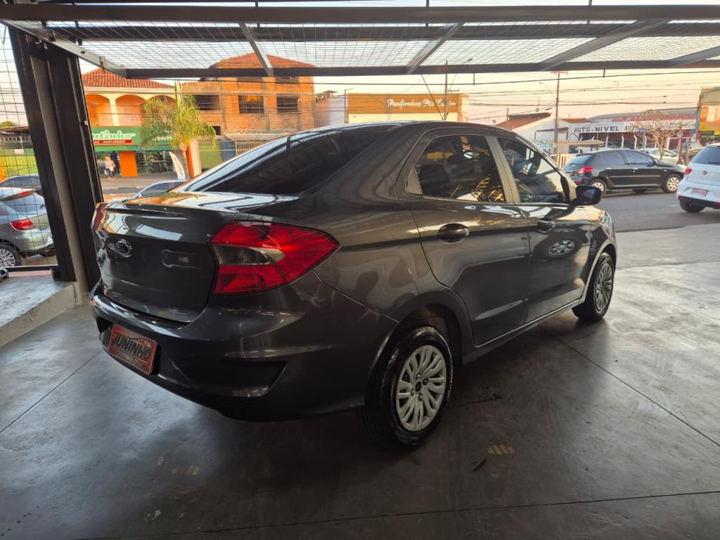 FORD Ka + Sedan - Foto