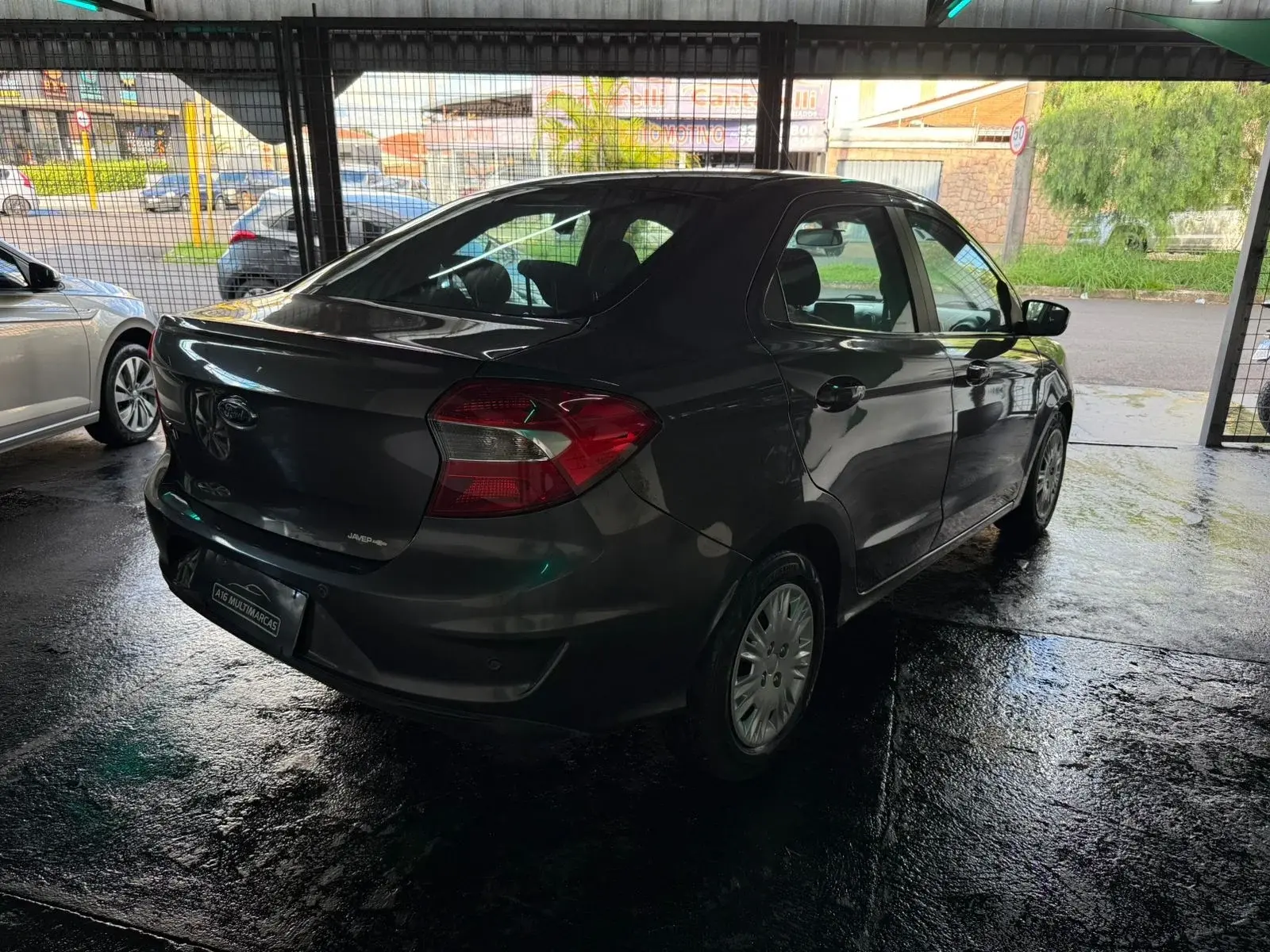 FORD Ka + Sedan - Foto