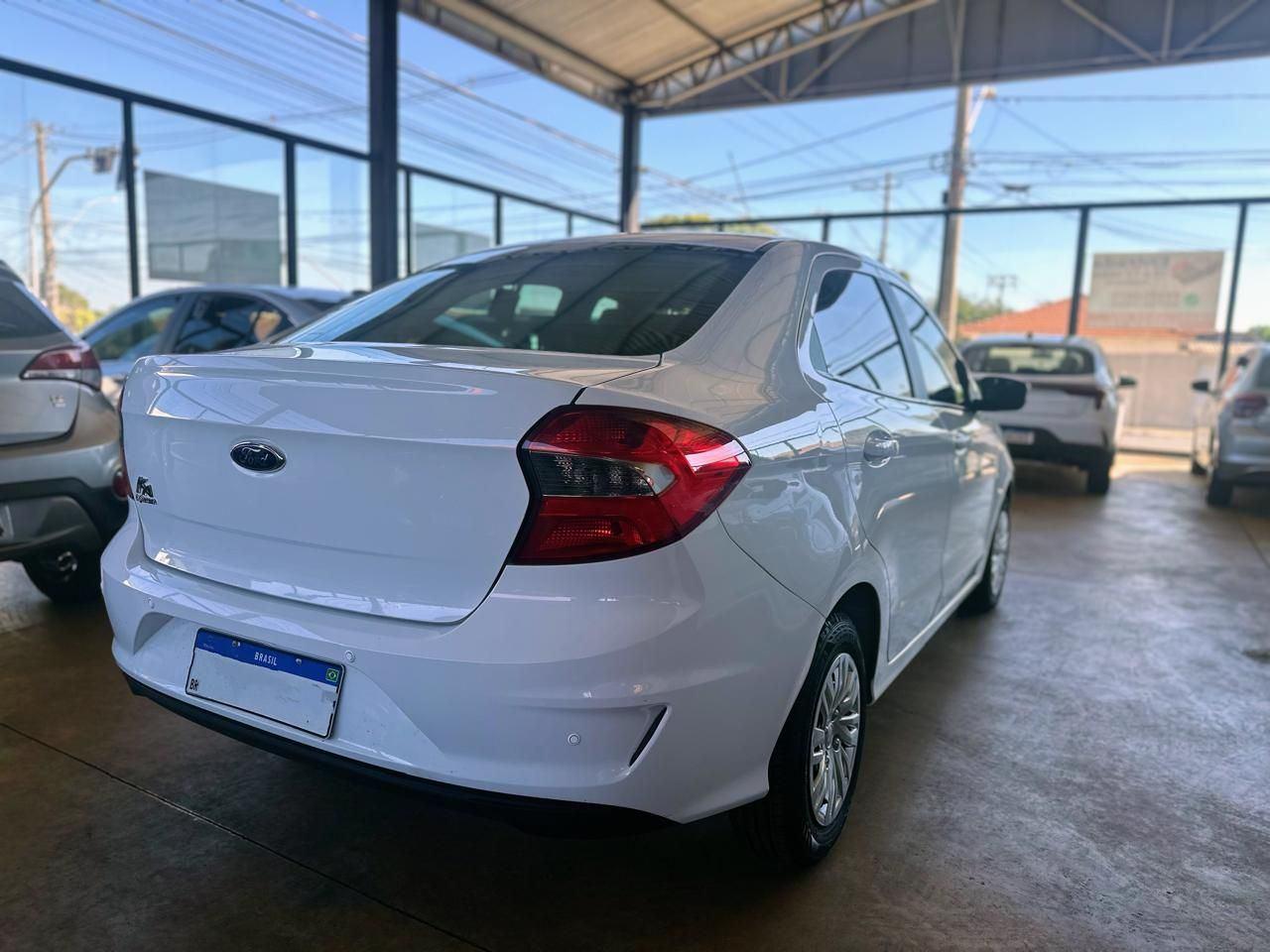 FORD Ka + Sedan - Foto