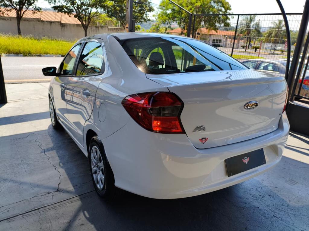 FORD Ka + Sedan - Foto